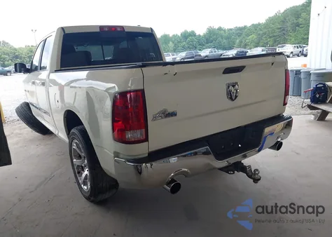 2010 Dodge Ram 1500 Slt/Sport/Trx z USA, uszkodzony, nr VIN 1D7RB1GT3AS226617